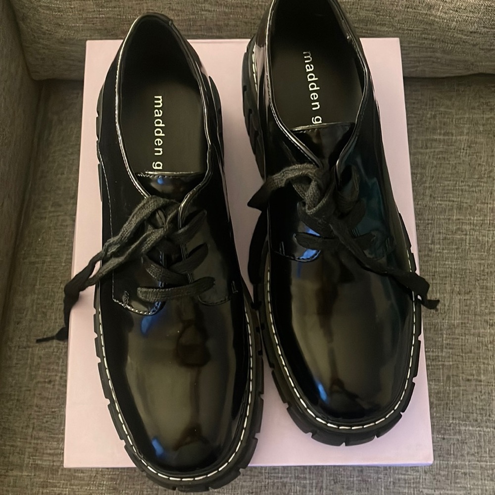 madden girl Phoennix Women's Platform